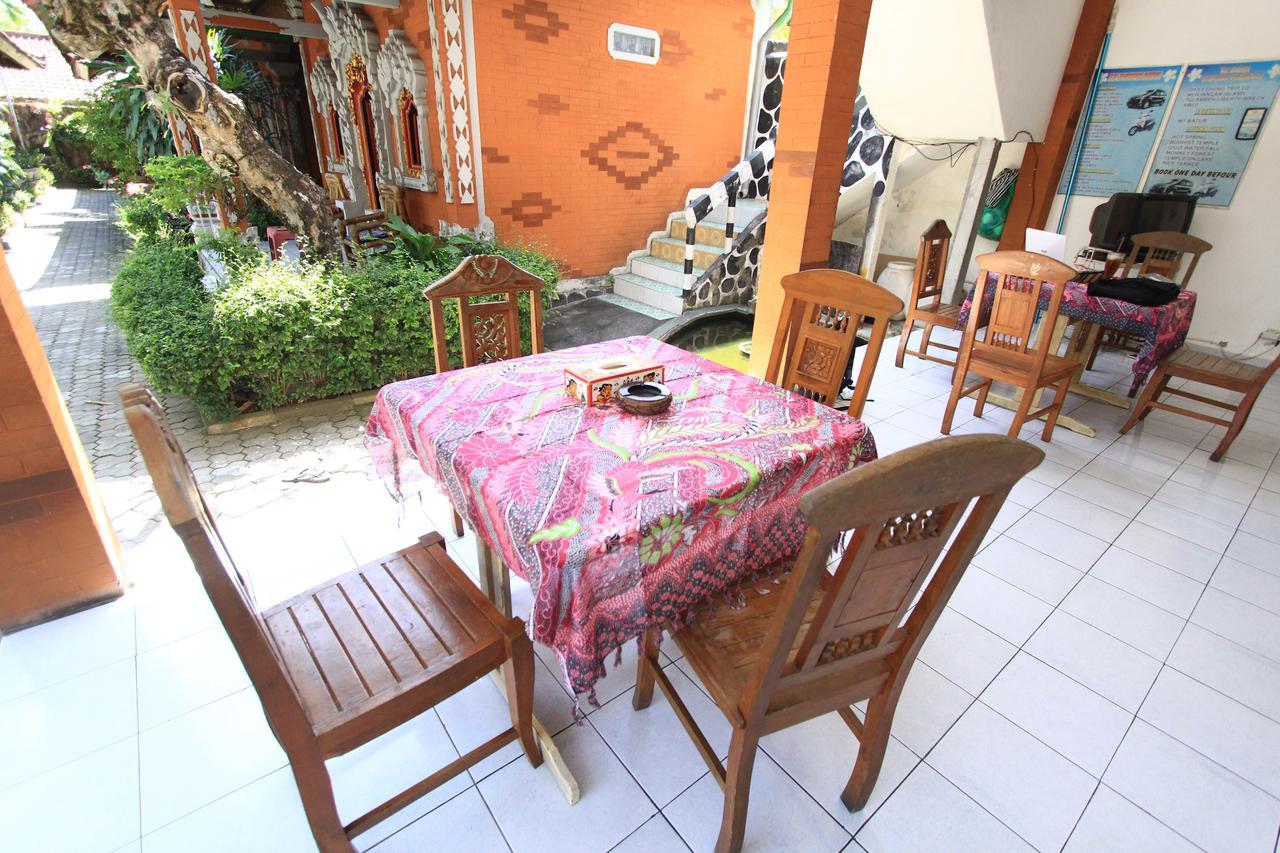 Pondok Wisata Elsa 2 Hotel Lovina  Exterior photo